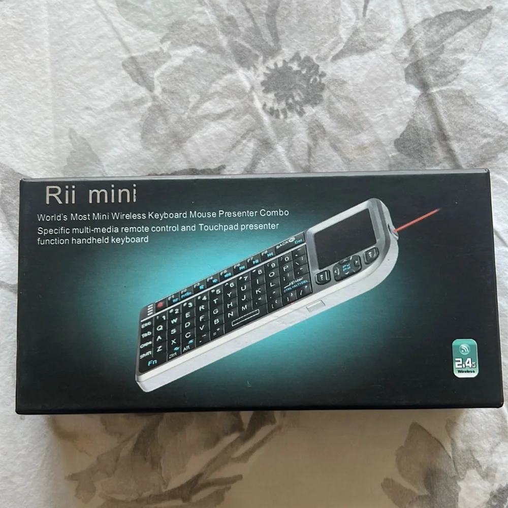 Rii mini - mini wireless keyboard mouse presenter combo with laser pointer 2.4g